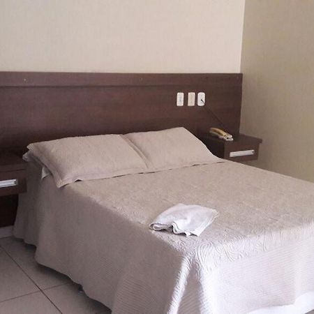 Novo Hotel Cadore Executivo Minacu ภายนอก รูปภาพ