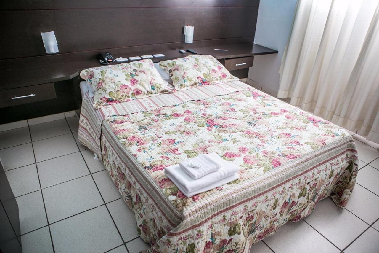Novo Hotel Cadore Executivo Minacu ภายนอก รูปภาพ